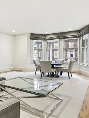 1 bedroom flat to rent on North Audley Street